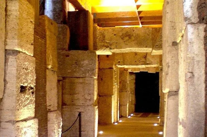 Private Underground, Arena & Ancient Rome Tour