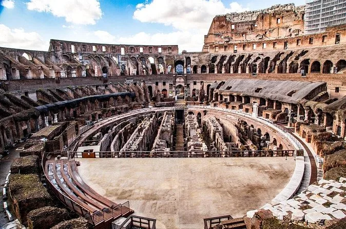 Small-Group Colosseum & Forum with Arena Floor